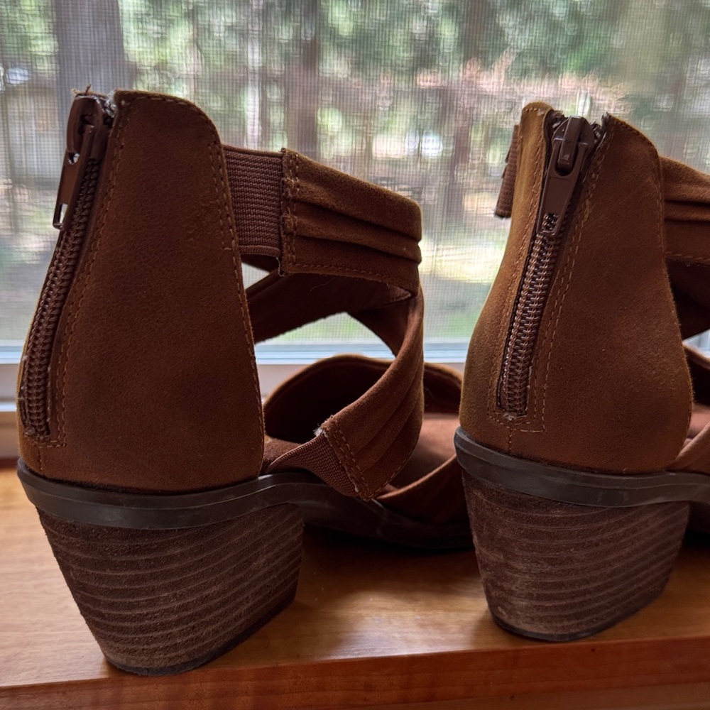 Strappy Heeled Sandals - Picture 3 of 7